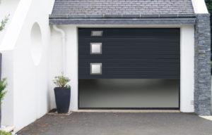 Porte de garage à Janzé en Ille-et-Vilaine 35